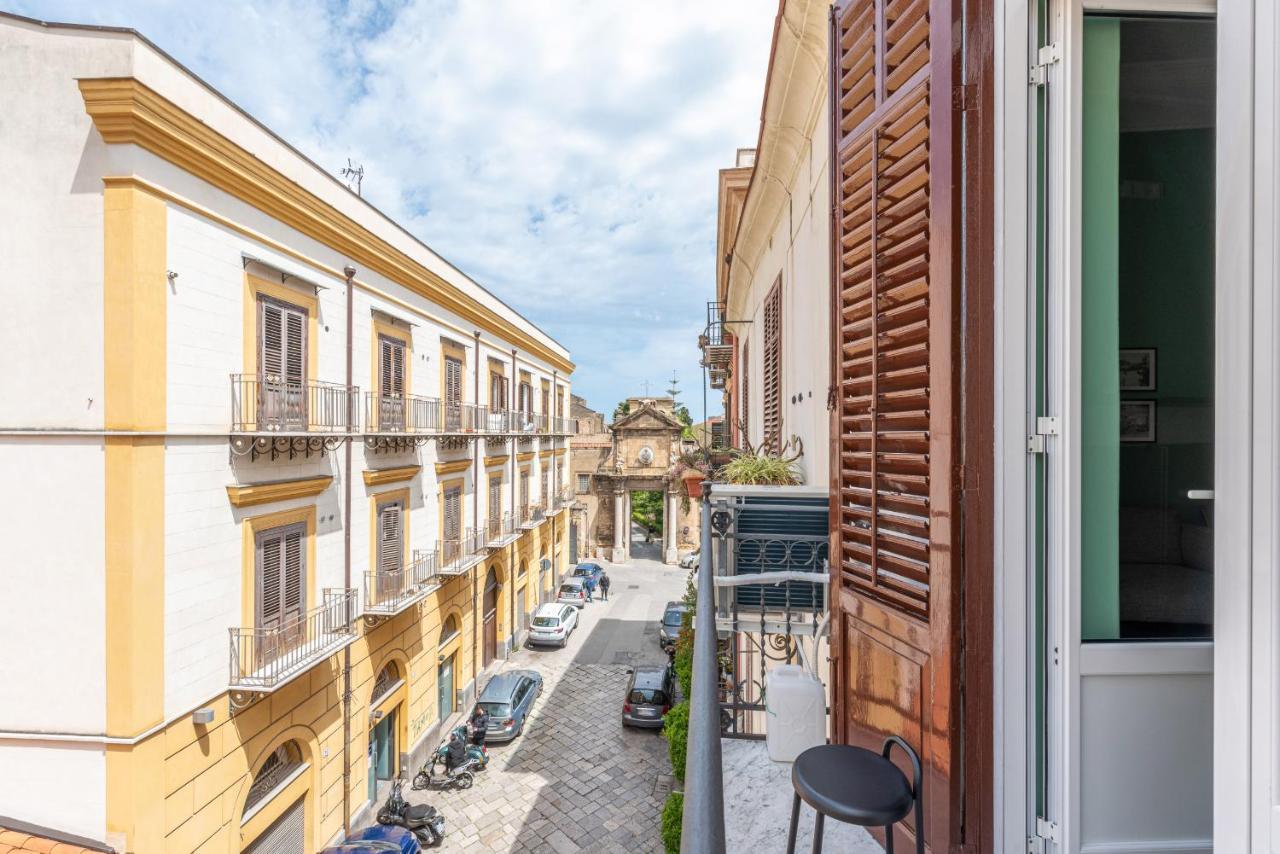 Stylish Apartment Near Piazza Magione By Wonderful Italy Palermo Esterno foto