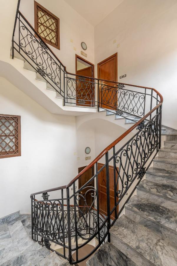 Stylish Apartment Near Piazza Magione By Wonderful Italy Palermo Esterno foto